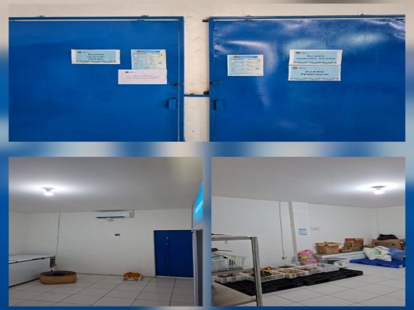 Pintu gudang kering dan gudang basah