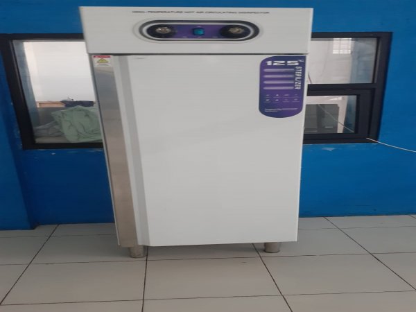 Mesin pengering tray